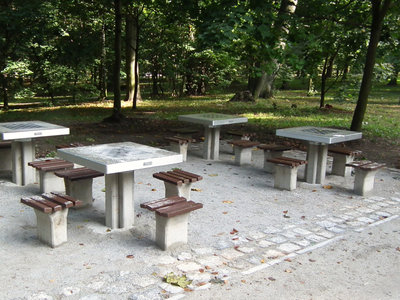 Zdjęcie z galerii na stronie Muller Jelcz Laskowice - Stoliki betonowe do gry w szachy 4111